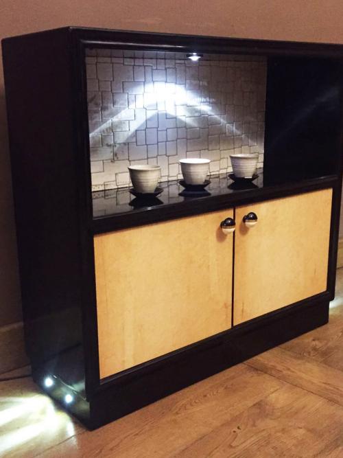 04 Mobile Bar